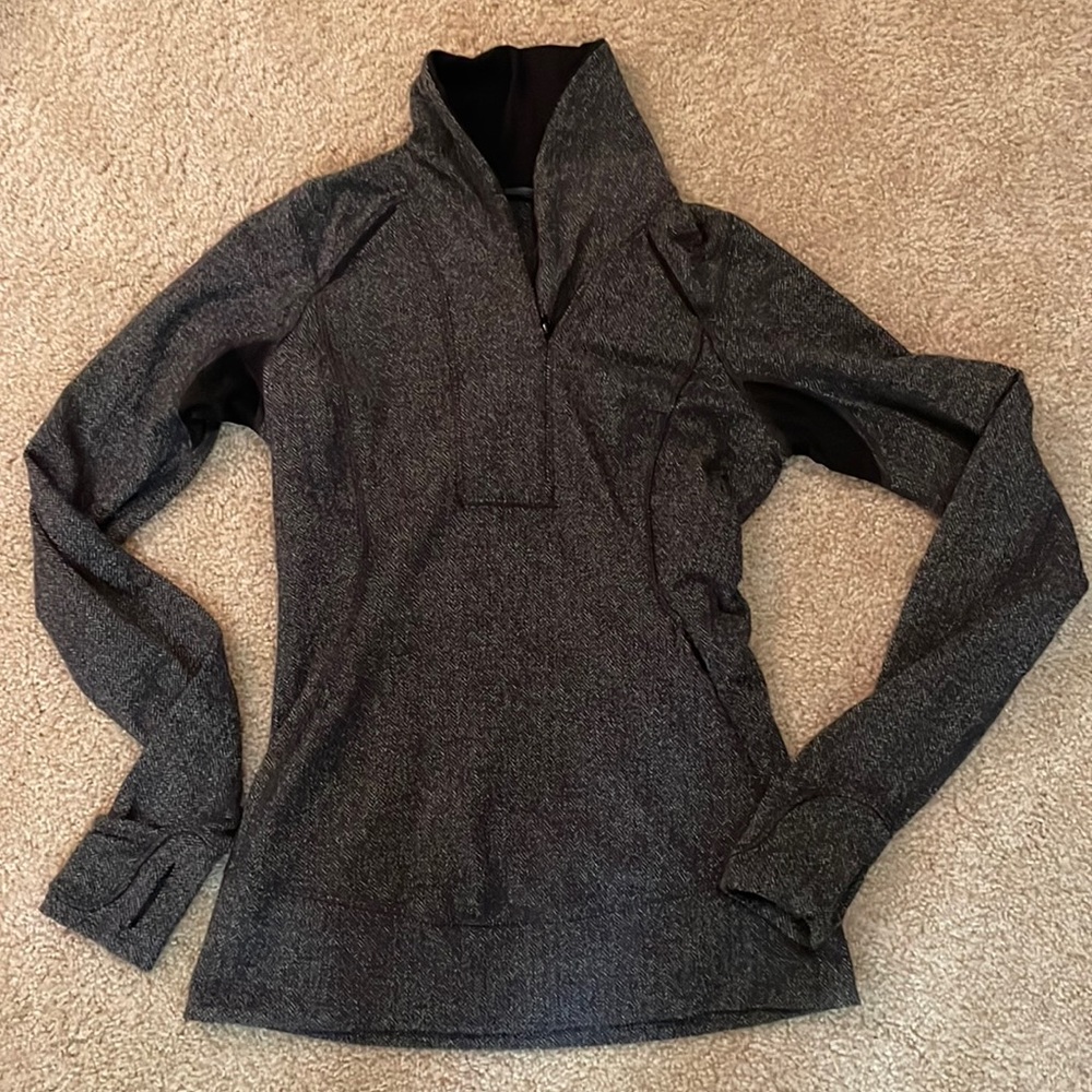Brown and black patterned Lululemon long sleeve warm pull over